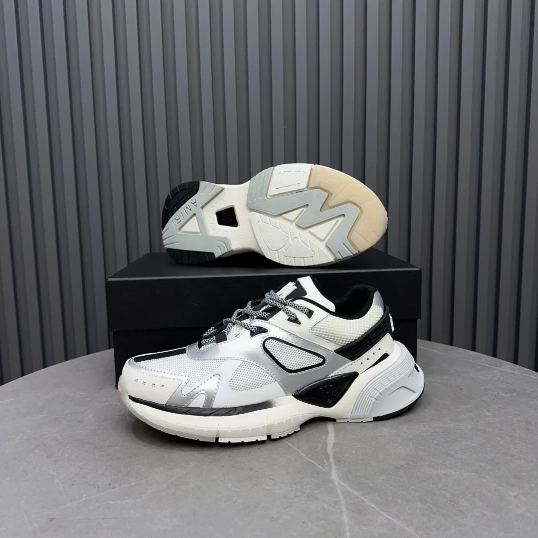 [AMIRI Amir] P: 760💰Size for couples: Female 35-40; Male 39-44; (Customized at 45.46) AMIRI Amir New Autumn and Winter Products New Autumn Latest Catwalk Couple Color Block Bread Casual Sports Shoes Series 〰 Casual fashion style full of details New generation of bone shoes popular classic upgrades Super comfortable and super popular! AUTRY is an exclusive version of AUTRY couple casual shoes from a high street brand in Los Angeles. Many celebrity Internet celebrities have the same style. Chinese new rapper Xiaobai Gali, Wang Yibo, Yang Mi and other Internet celebrity bloggers are competing for their feet. The three-dimensional molded metal logo on the side of the AJ1 shoe is on par with Nike's popular Fog. The heroic value instantly has a bit of punk rock flavor, all showing fashion sense and street style... ▪ Upper: original custom-made cowhide + original custom-made breathable mesh ▪Inner lining: original customized breathable mesh ▪Outsole: original molded two-color TPU rubber combination outsole.